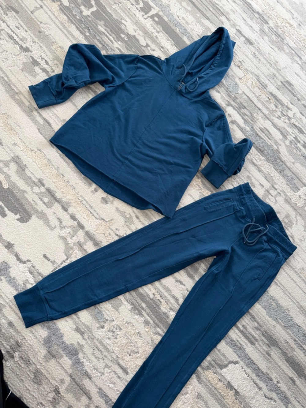 Two piece set